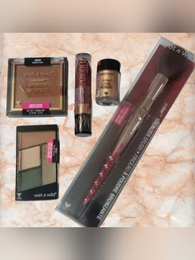 🔥2/$25🔥 Wet n Wild Makeup Bundle with Brush #2